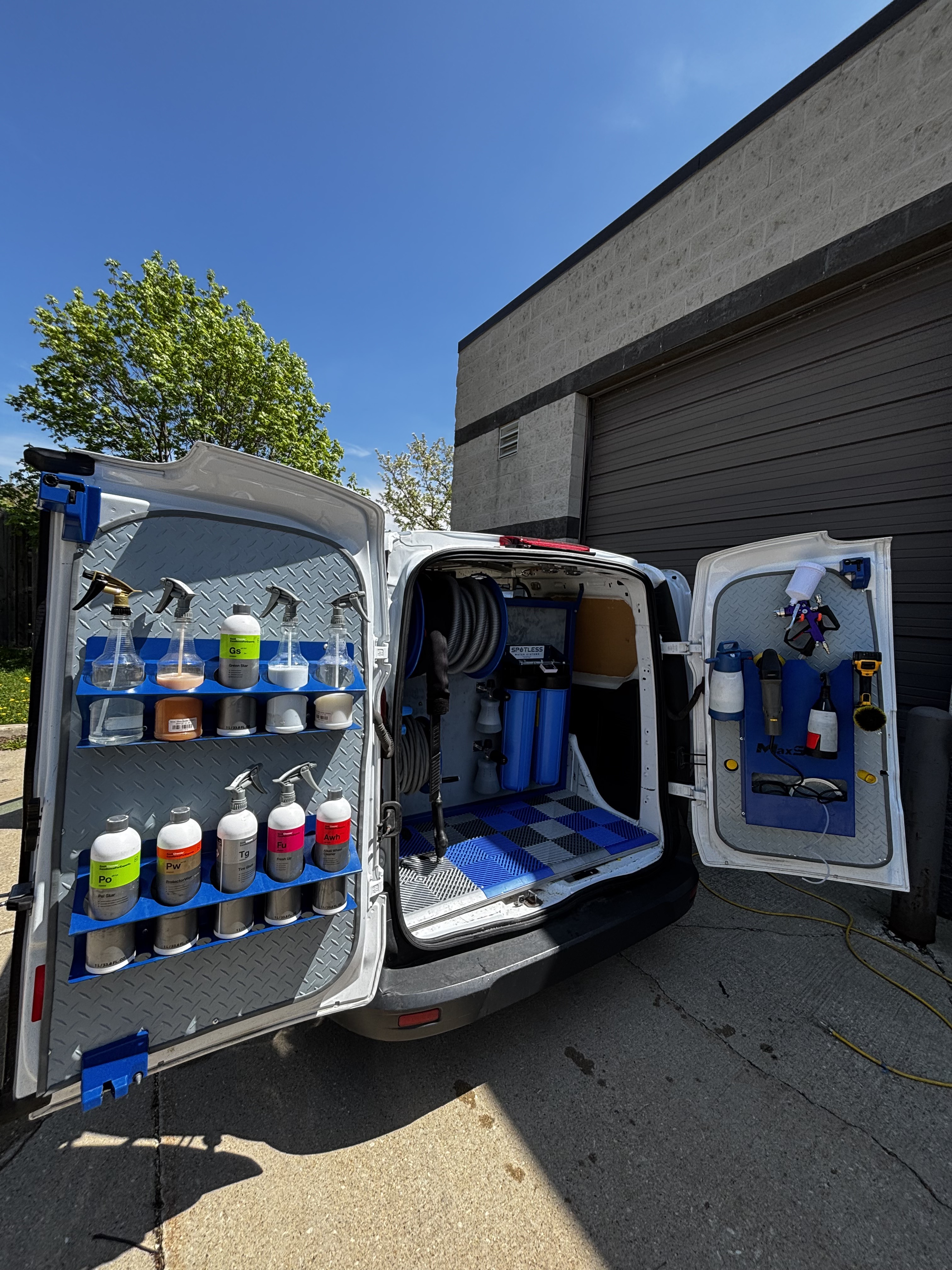 Nicky's mobile detailing van